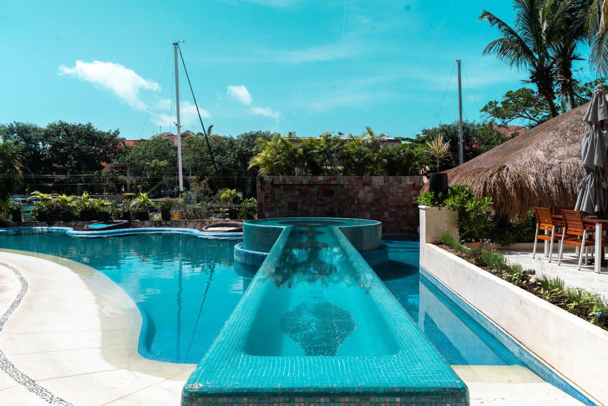 Aventuras Club Lejlighedshotel Puerto Aventuras Eksteriør billede