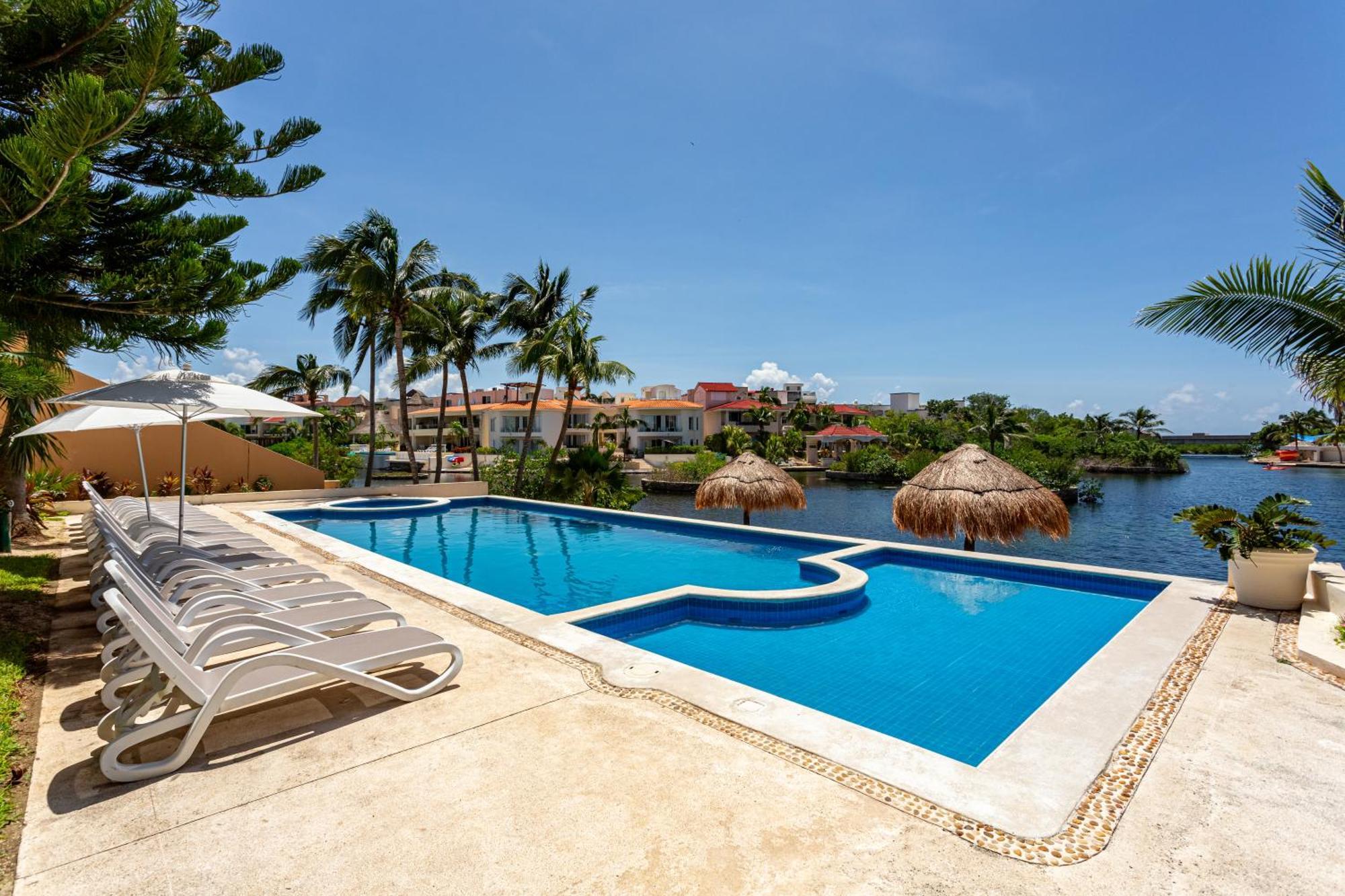 Aventuras Club Lejlighedshotel Puerto Aventuras Eksteriør billede